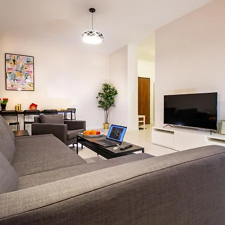 Apartment Athome - Chmielna 104 Warsaw