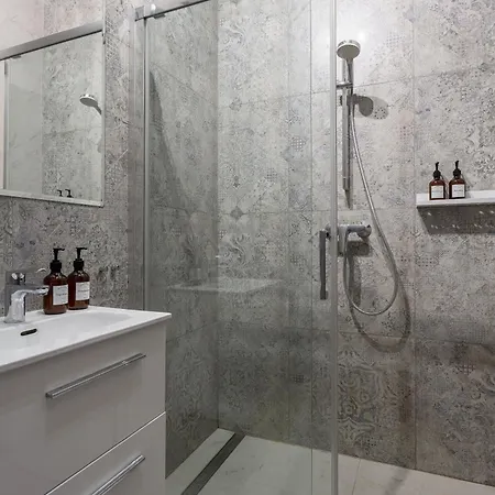 Apartment Athome - Chmielna 104 *
